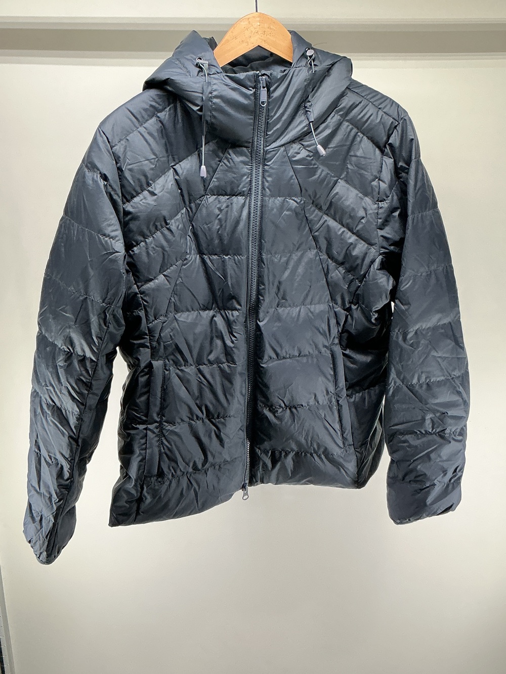 Lightweight Down Packable Puffer Hooded Jacket